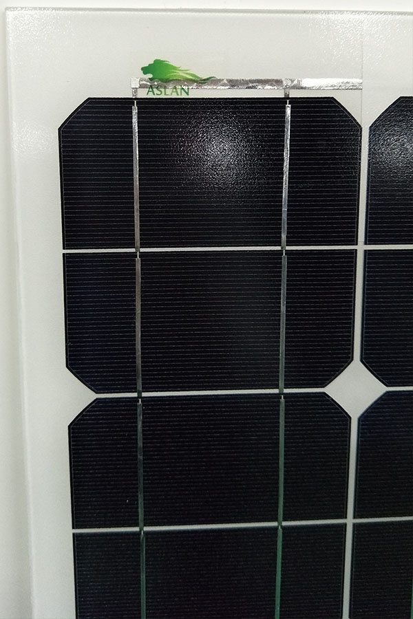 Painéal Mona-criostalach 30W Solar
