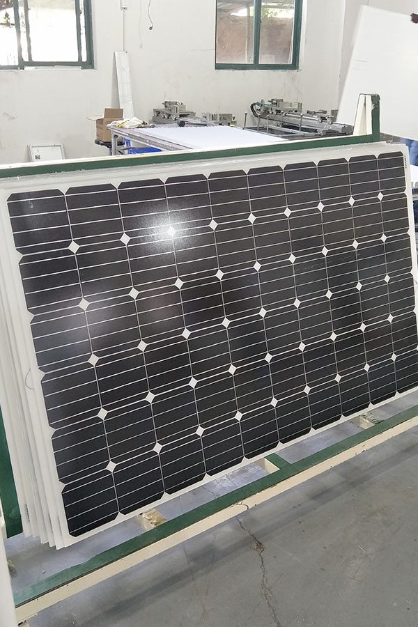 7 Years manufacturer Mono-Crystalline 250W Solar Panel Supply to Bandung